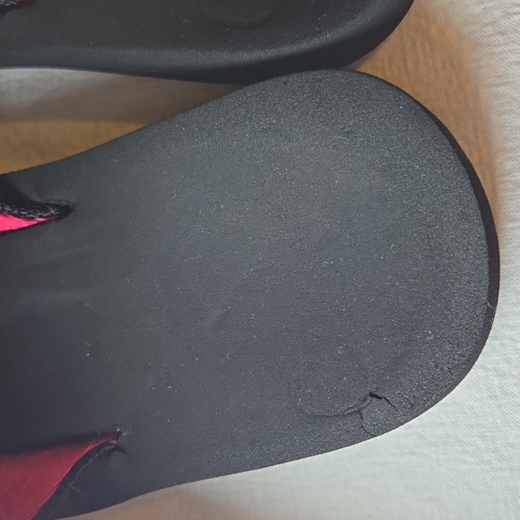 Reef Flip Flop Sandals Size 6 Pink and Black - Picture 7 of 8